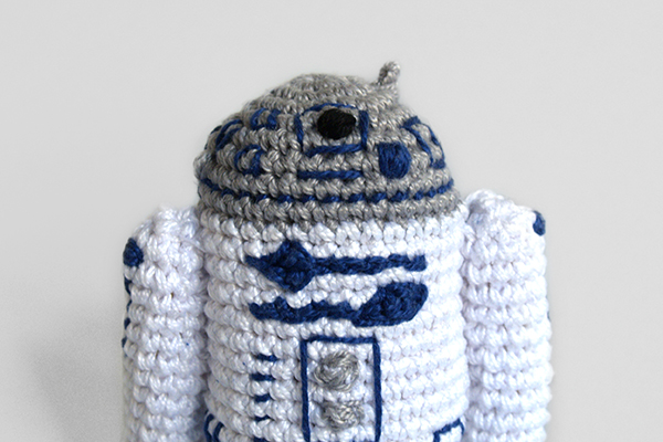 R2D2 crochet 