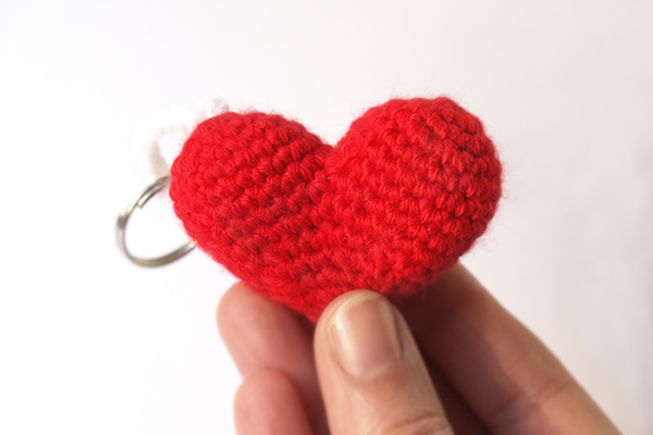 corazon ganchillo crochet heart amigurumi