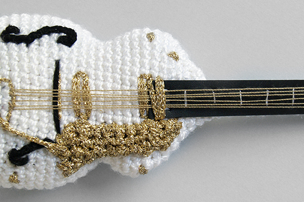 gretsch white falcon crochet