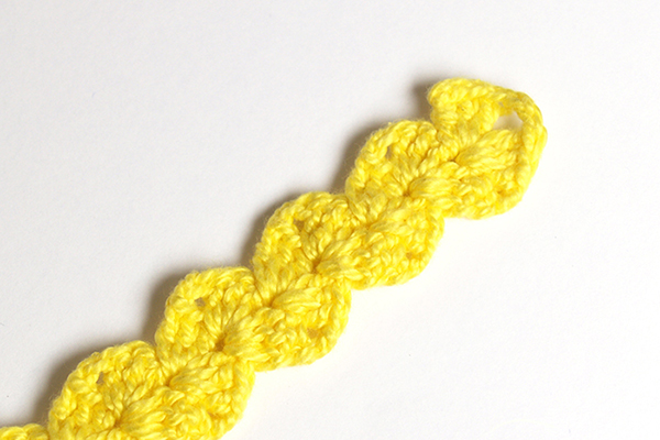 pulsera de ganchillo amarilla yellow crochet bracelet